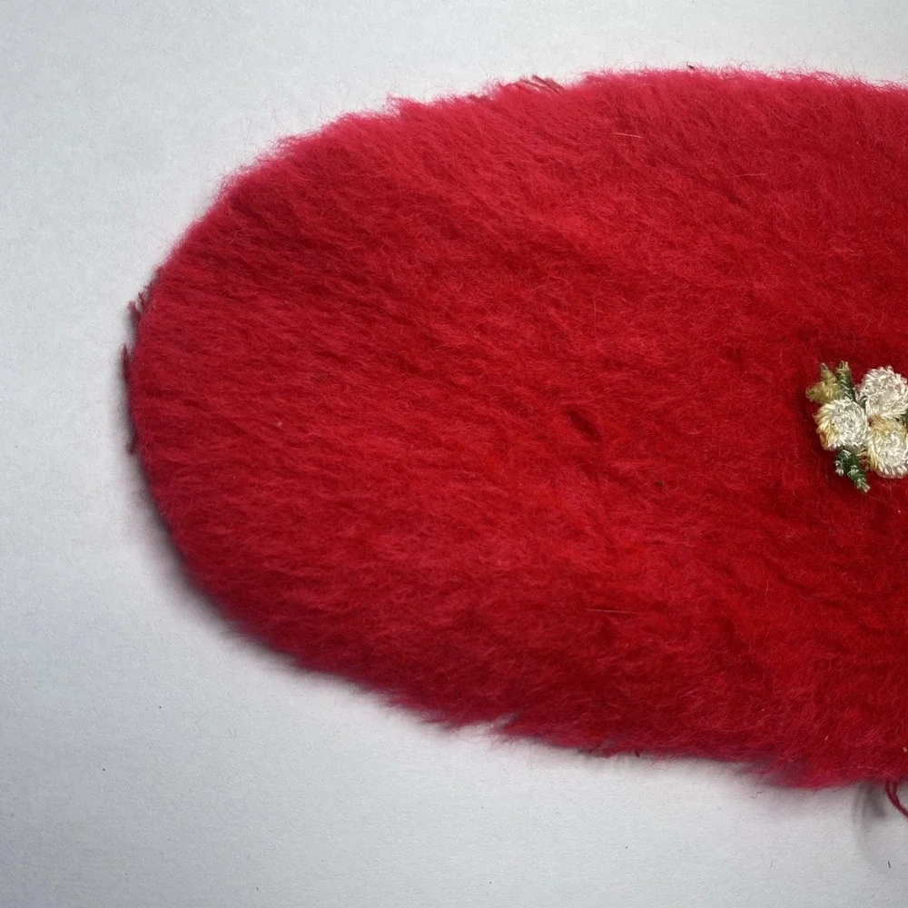 VINTAGE 1960'S BARBIE SUZY GOOSE RED FUR OVAL‎ RUG FOR BARBIE DOLL
